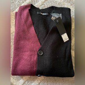 Men’s burgundy/ combo cardigan. Size XL